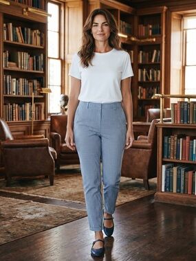 Tommy Hilfiger Navy, white pants